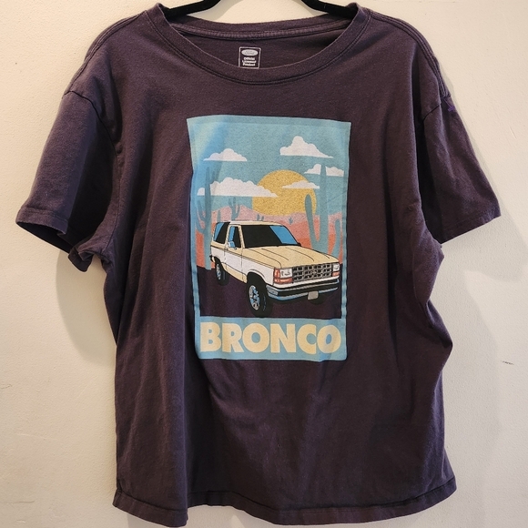 Ford Tops - Women's Ford Bronco Truck Cotton Short Sleeved T Shirt Size 2 XL